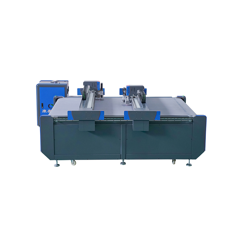 Machine de découpe de housses de siège de voiture en cuir véritable, couteau cnc à deux portiques de coupe